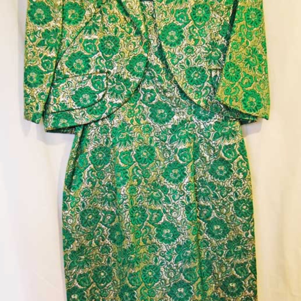 GOLD LAME SHEATH DRESS AND JACKET 1959, NEVER WORN, MISSES SMALL, GREEN AND GOLD